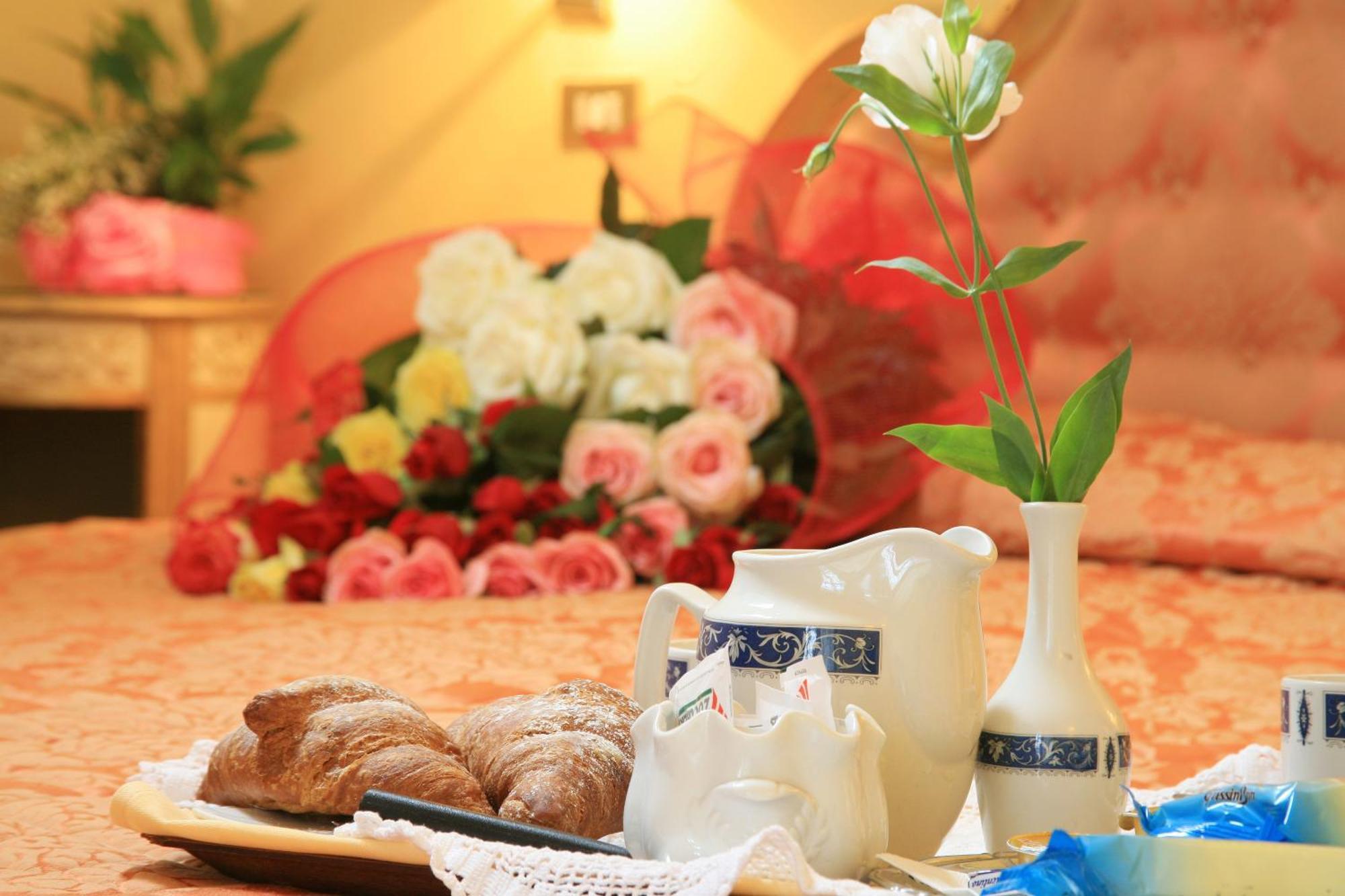 Hotel Nuovo Savi มอนเตกาตินี แตร์เม ภายนอก รูปภาพ
